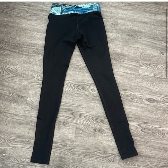 Joriki Yoga Cotton Legging with UV Protection - Picture 5 of 5